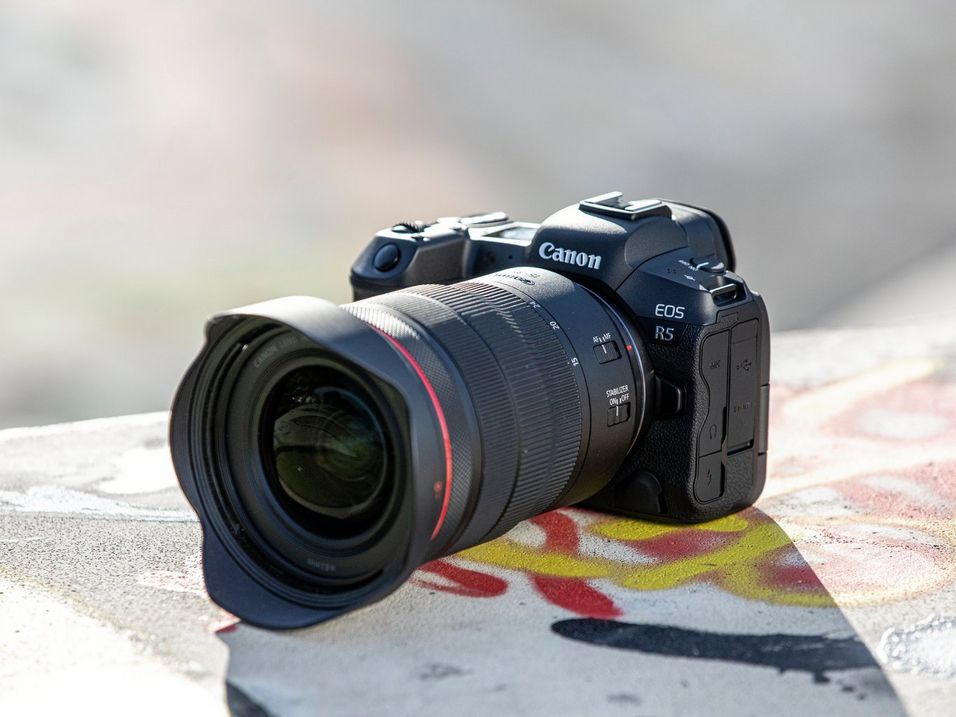 Canon presenta las esperadas cámaras sin espejo R5 y R6